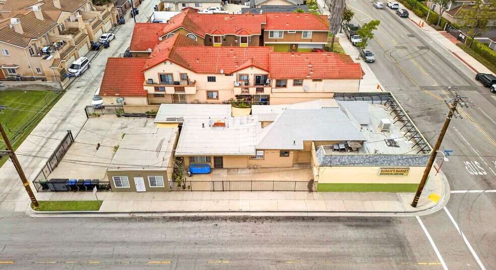 More Photos Of 13809 Funston Ave, Norwalk Flex For Sale