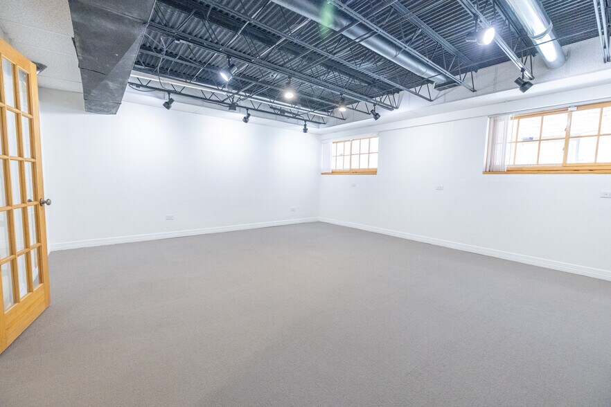 More Photos Of 1650 N Franklin St, Denver Office For Lease