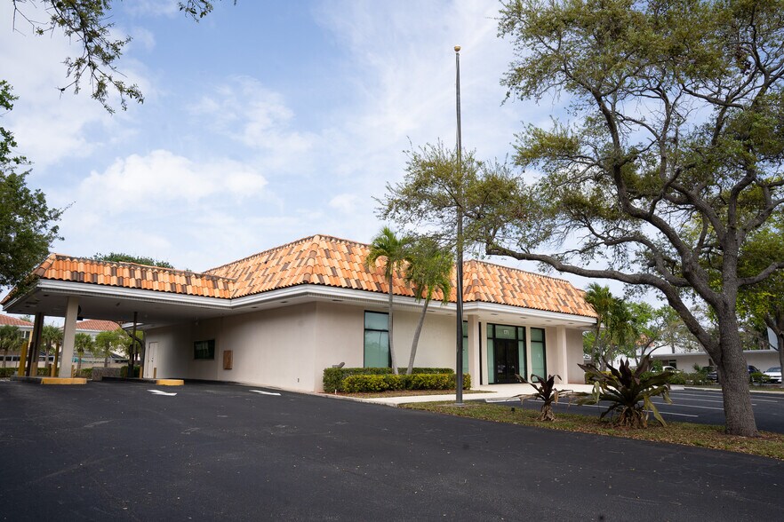 More Photos Of 171 Tequesta Dr, Tequesta Medical For Lease