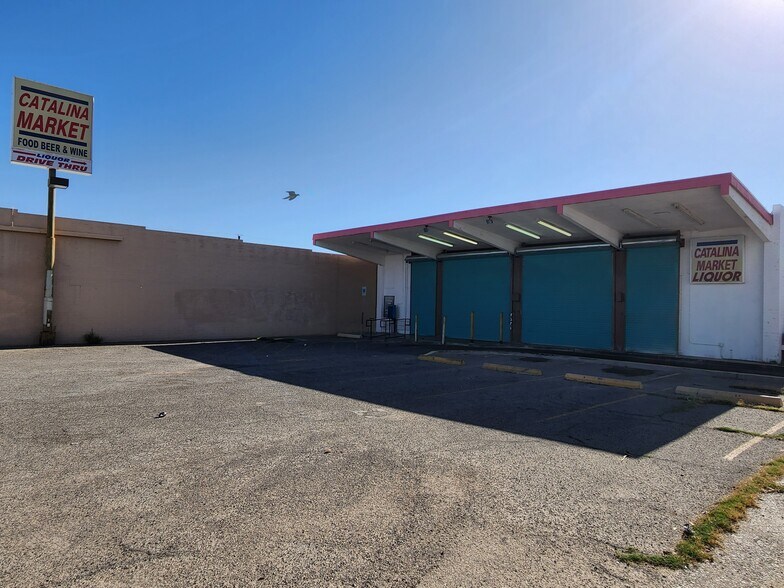 More Photos Of 2226 N Country Club Rd, Tucson Convenience Store For Sale