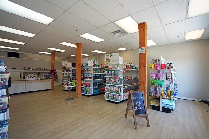 More Photos Of 80 S Main St, Concord Freestanding For Lease