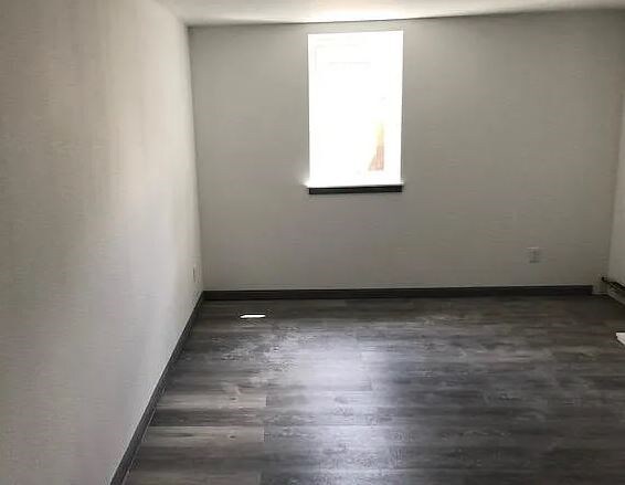 More Photos Of 1311-1315 W 1st St, Cedar Falls Apartments For Sale