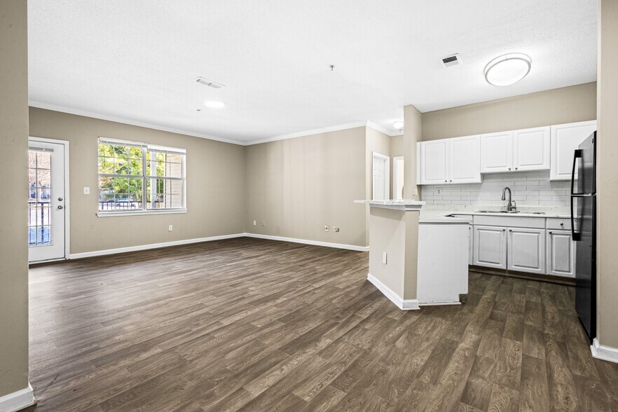 More Photos Of 6595 Mount Zion Blvd, Morrow Apartments For Sale