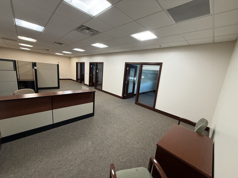 More Photos Of 180 N University Ave, Provo Office For Sale