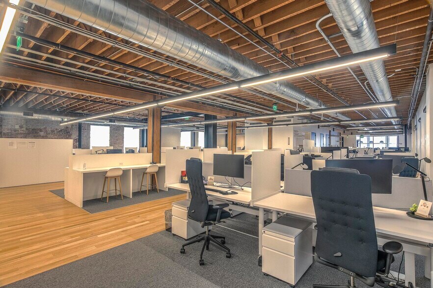 More Photos Of 510-514 S Broadway, Los Angeles Office For Lease