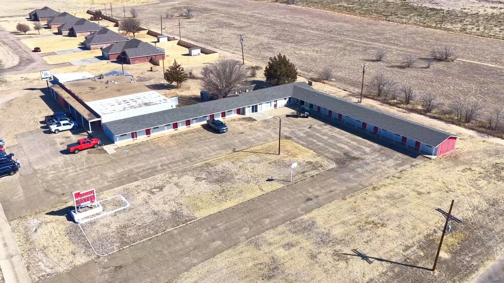 Primary Photo Of Falcon Motel, Stinnett Hotel For Sale