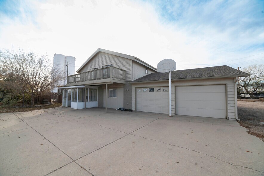 More Photos Of 12565 County Road 2, Brighton Flex For Lease