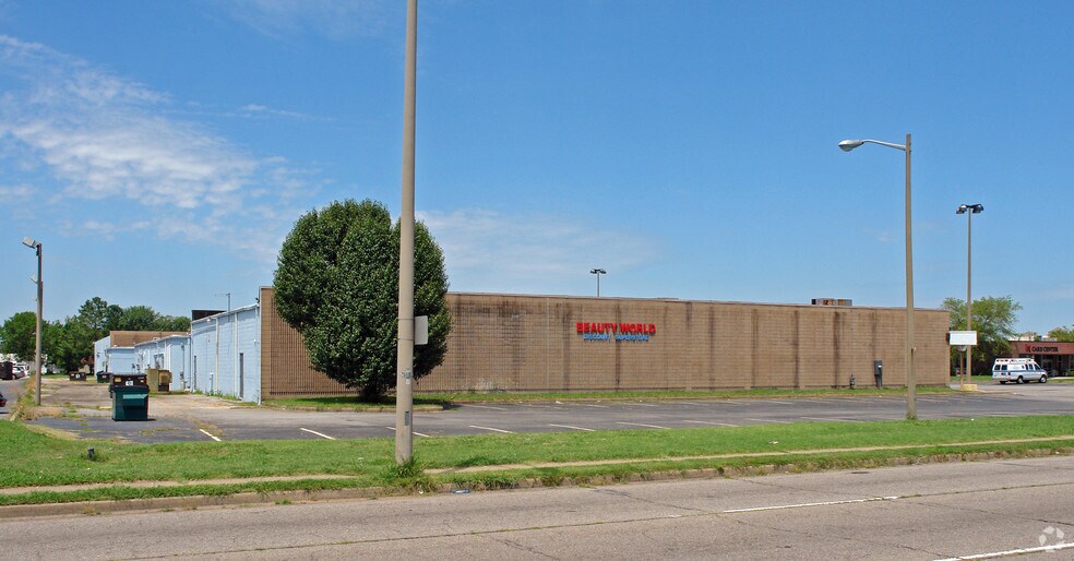 More Photos Of 1100-1136 London Blvd, Portsmouth Freestanding For Lease