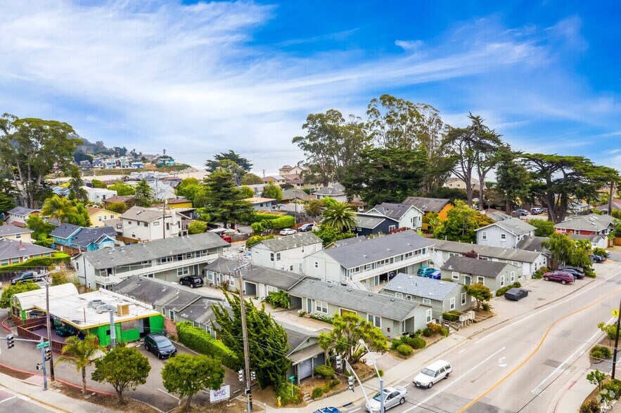 More Photos Of 21661 E Cliff Dr, Santa Cruz Apartments For Sale