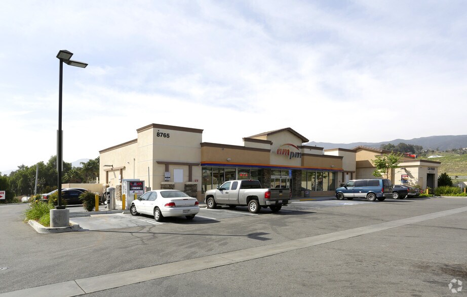 More Photos Of 8765 Dos Lagos Dr, Corona Service Station For Sale