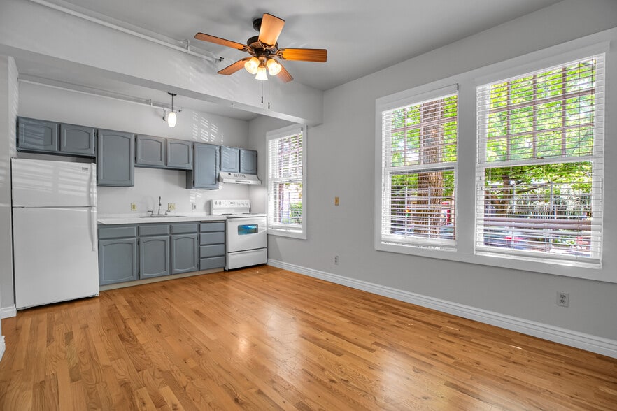 More Photos Of 1215 NW 21st Ave, Portland Apartments For Sale