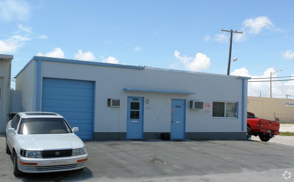 More Photos Of 1000 NE 43rd Ct, Fort Lauderdale Warehouse For Sale