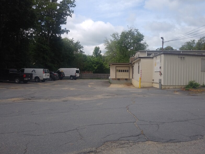 More Photos Of 32 Mission St, Gardner Industrial For Sale