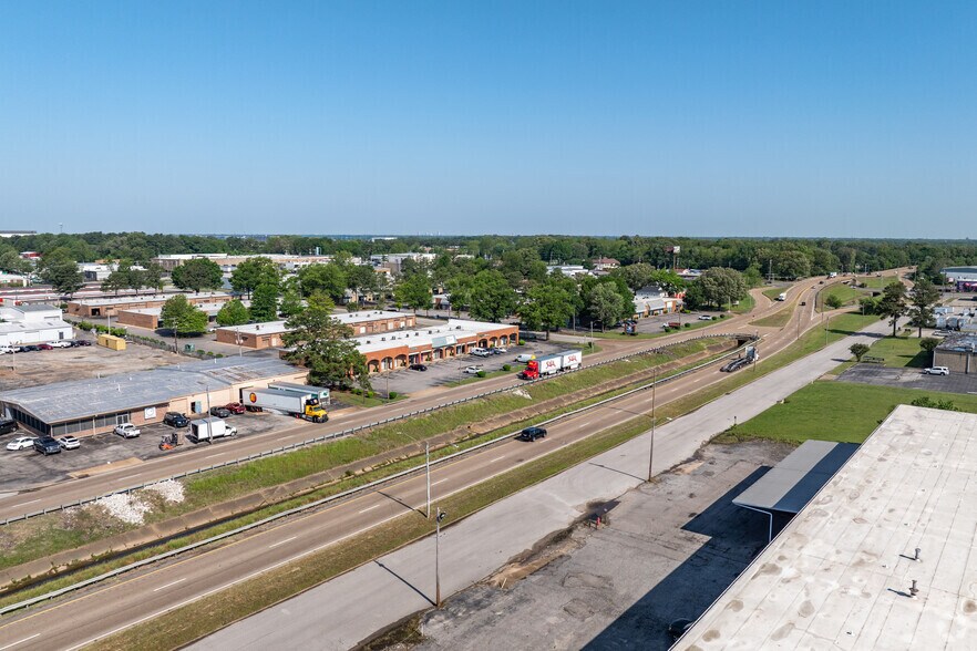 More Photos Of 3639 New Getwell Rd, Memphis Unknown For Lease