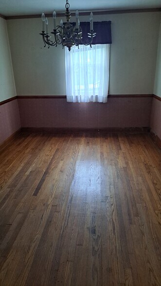 More Photos Of 4401 E Joppa Rd, Perry Hall Storefront For Sale