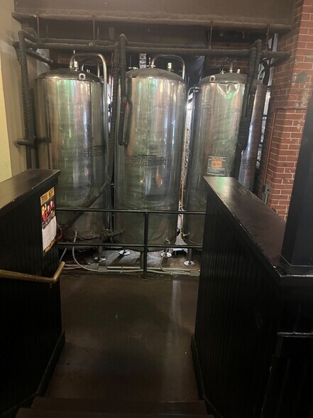 More Photos Of 36 Exchange Ter, Providence Office For Sale