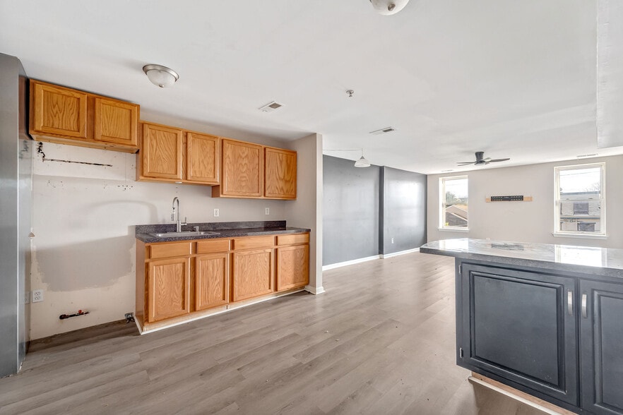 More Photos Of 139 State St, Camden Multifamily For Sale