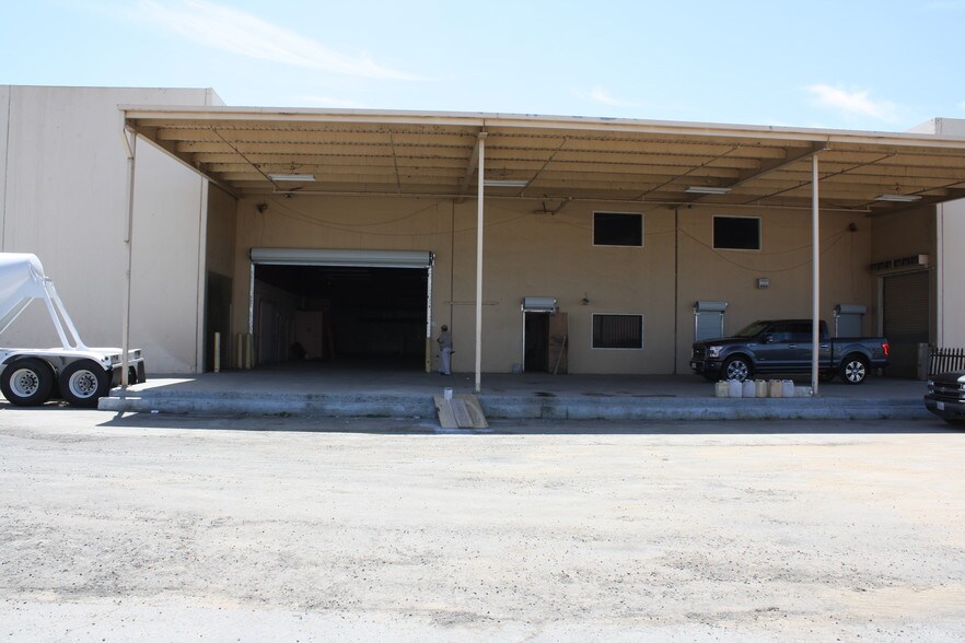 More Photos Of 1435 Fresno St, Fresno Freestanding For Lease