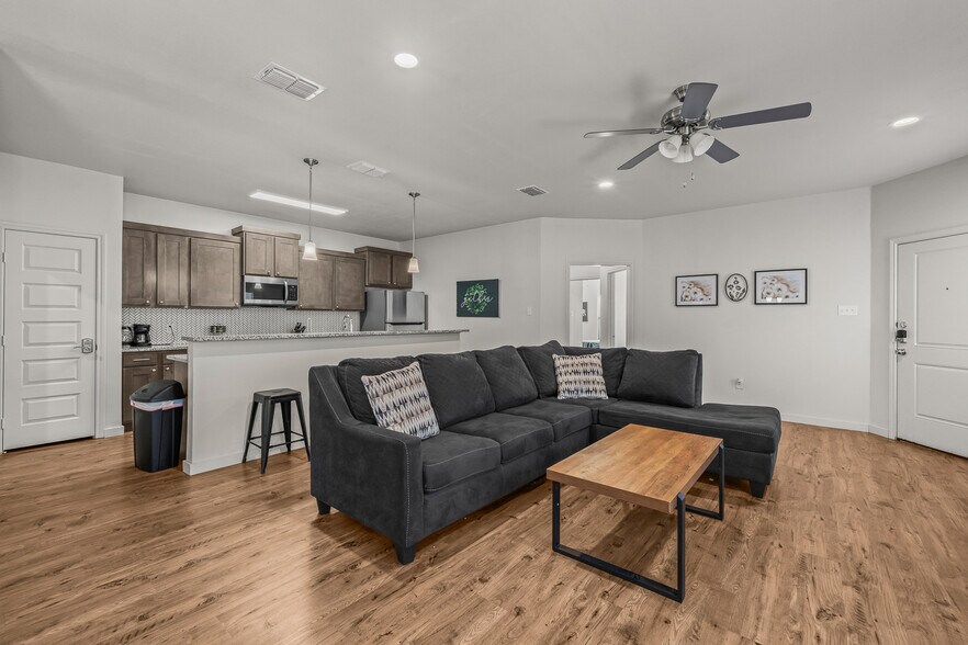 More Photos Of 2602 135th St, Lubbock Apartments For Sale