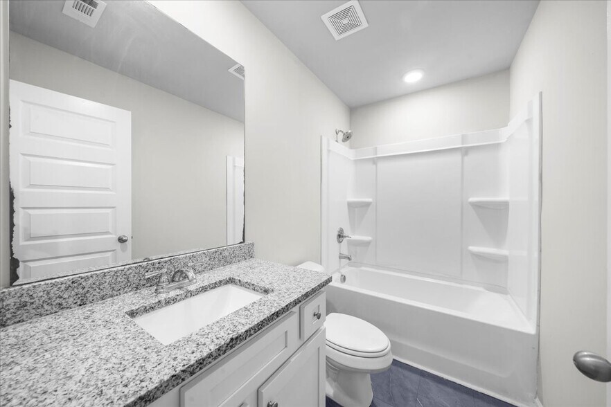 More Photos Of 300 Harrison Dr, Calhoun Apartments For Sale