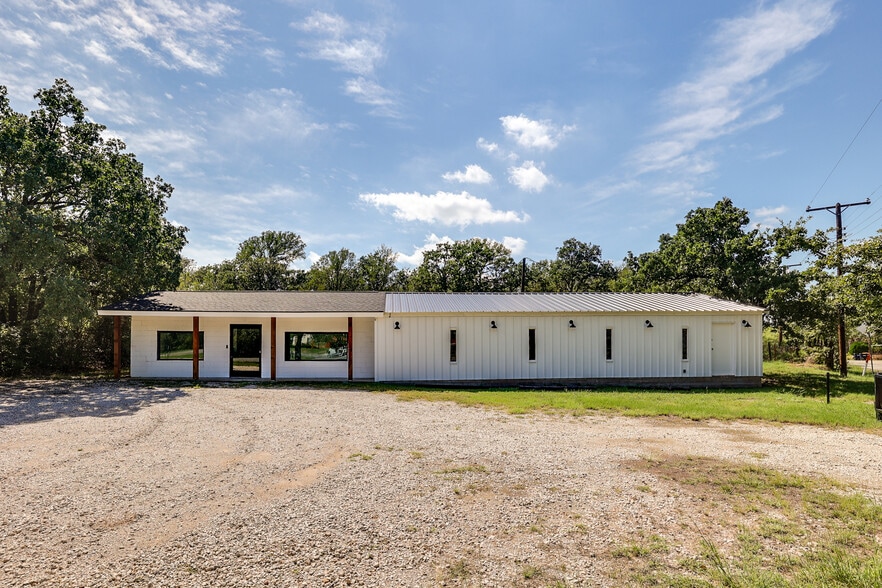 More Photos Of 6720 Dick Price Rd, Mansfield Office For Lease
