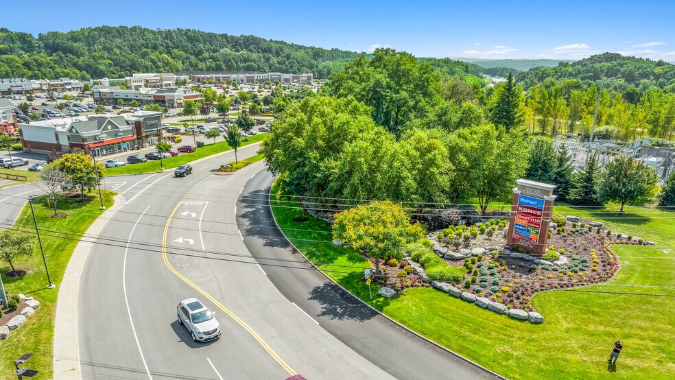 More Photos Of 439-441 Commerce Dr, Victor Unknown For Lease