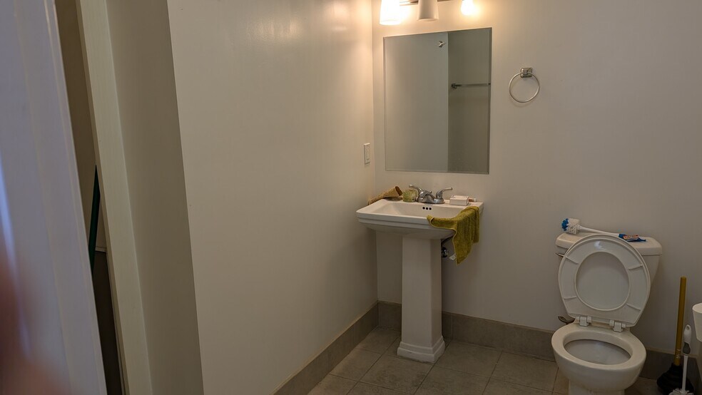 More Photos Of 800 Larkin St, San Francisco Storefront Retail Residential For Sale