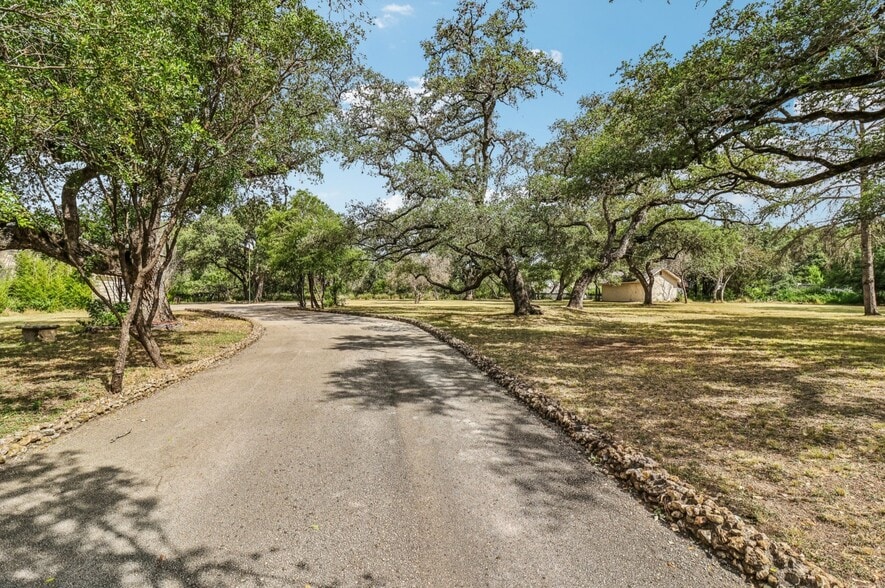 More Photos Of 7735 Mocking Bird Ln, San Antonio Lodge Meeting Hall For Sale