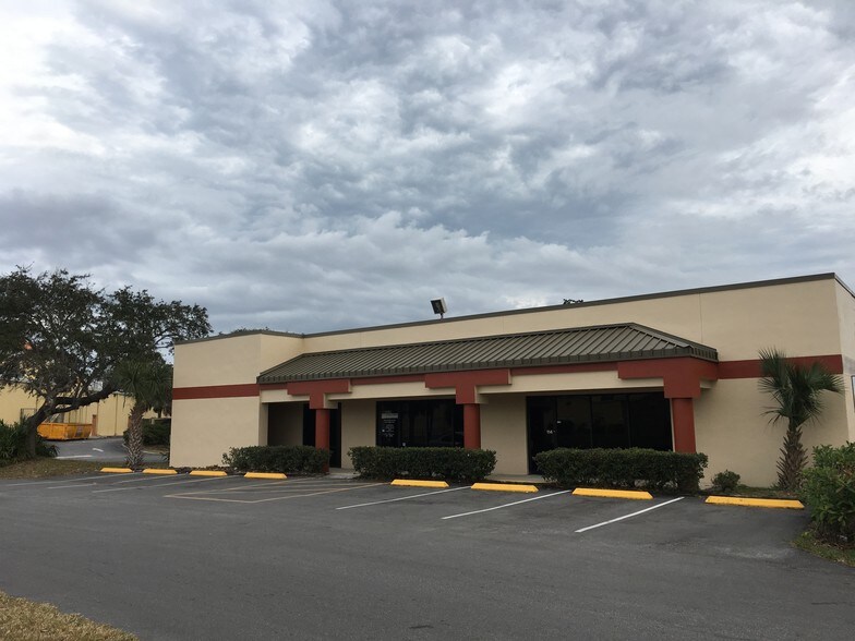 Primary Photo Of 4545 Pleasant Hill Rd, Kissimmee Medical For Lease