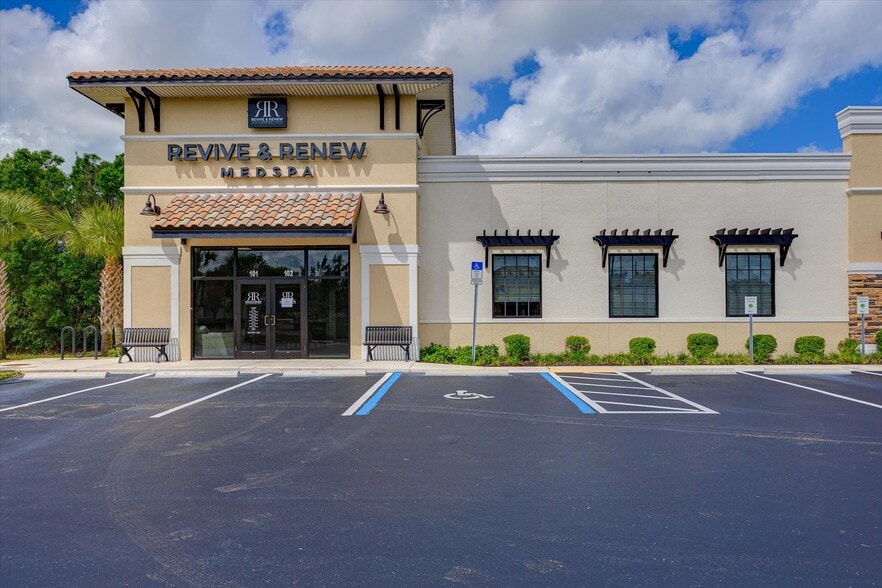 Primary Photo Of 22904 Lyden Dr, Estero Medical For Sale