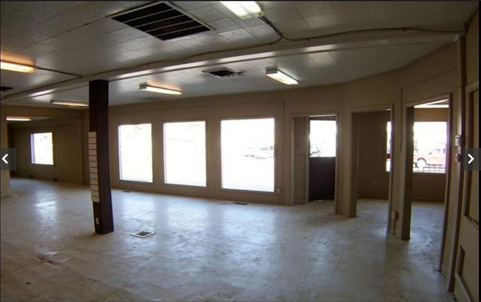 More Photos Of 1923 2nd St S, Nampa Storefront Retail Residential For Sale