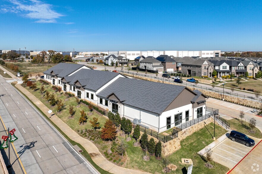 More Photos Of 250 Gerault Rd, Flower Mound Medical For Sale