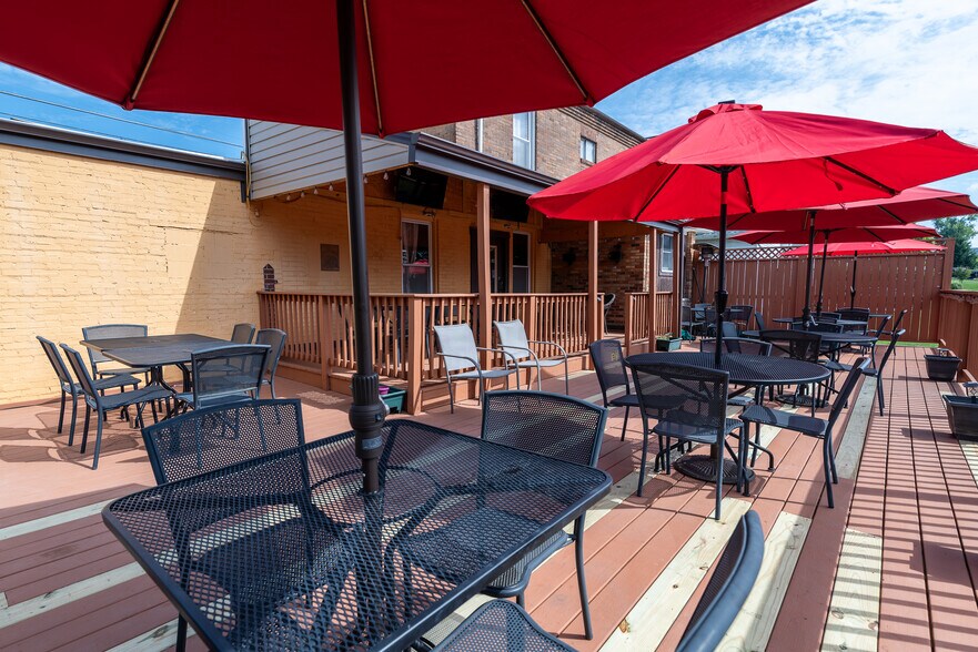 More Photos Of 125 Main St, Hickory Restaurant For Sale