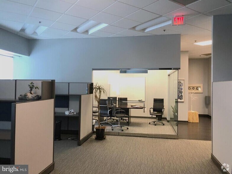 More Photos Of 4201 Northview Dr, Bowie Office For Lease