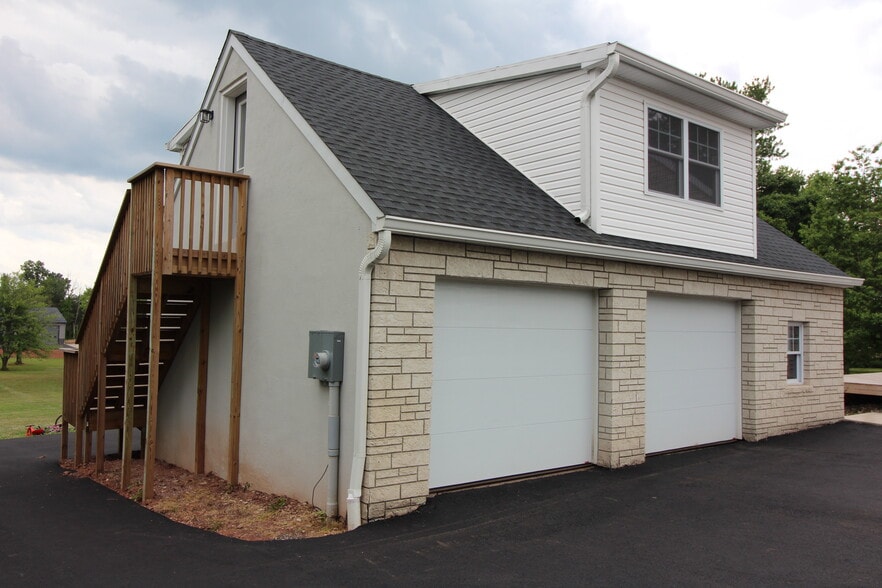 More Photos Of 1058 State 12 Rd, Frenchtown Office For Lease