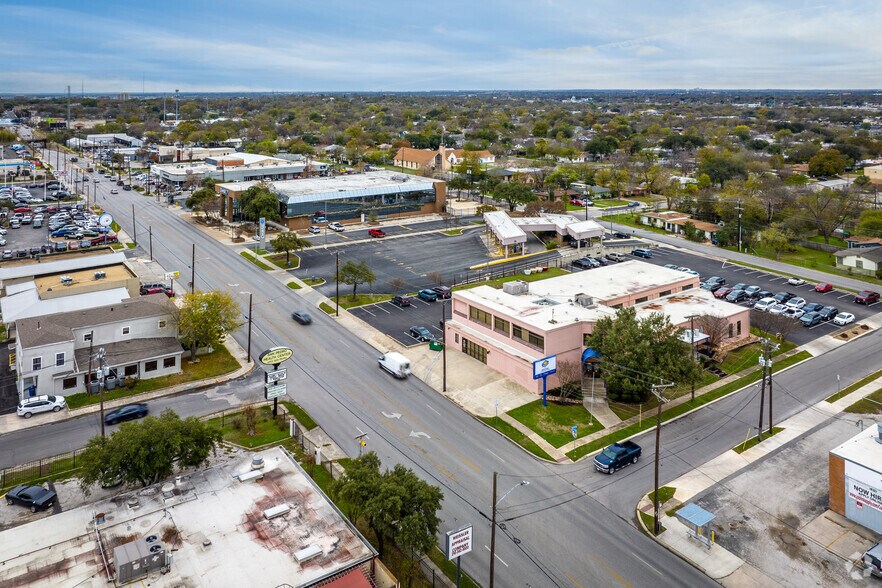 More Photos Of 4205 San Pedro Ave, San Antonio Schools For Lease