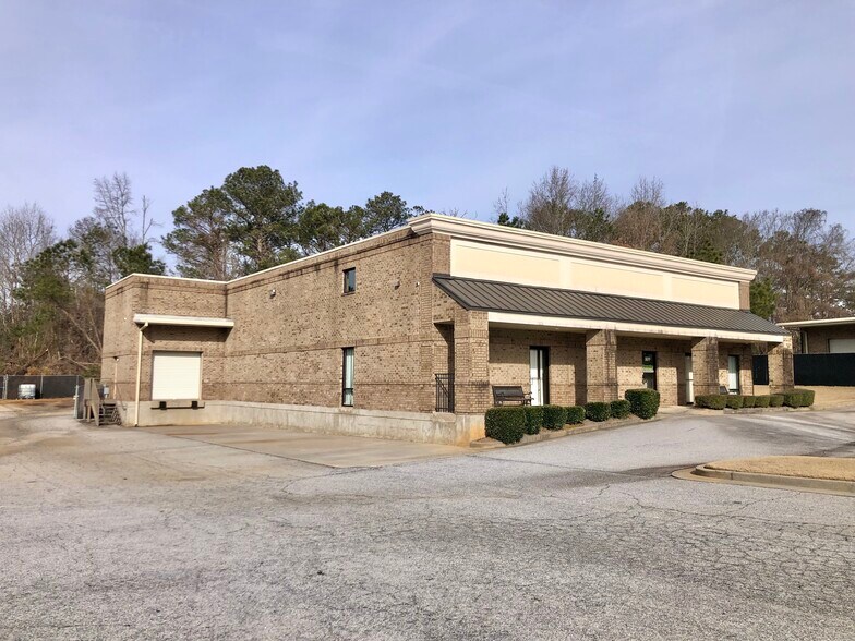 More Photos Of 809 Garmon Park Ct, Loganville Warehouse For Lease