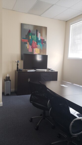 More Photos Of 405 6th St S, Saint Petersburg Office For Sale