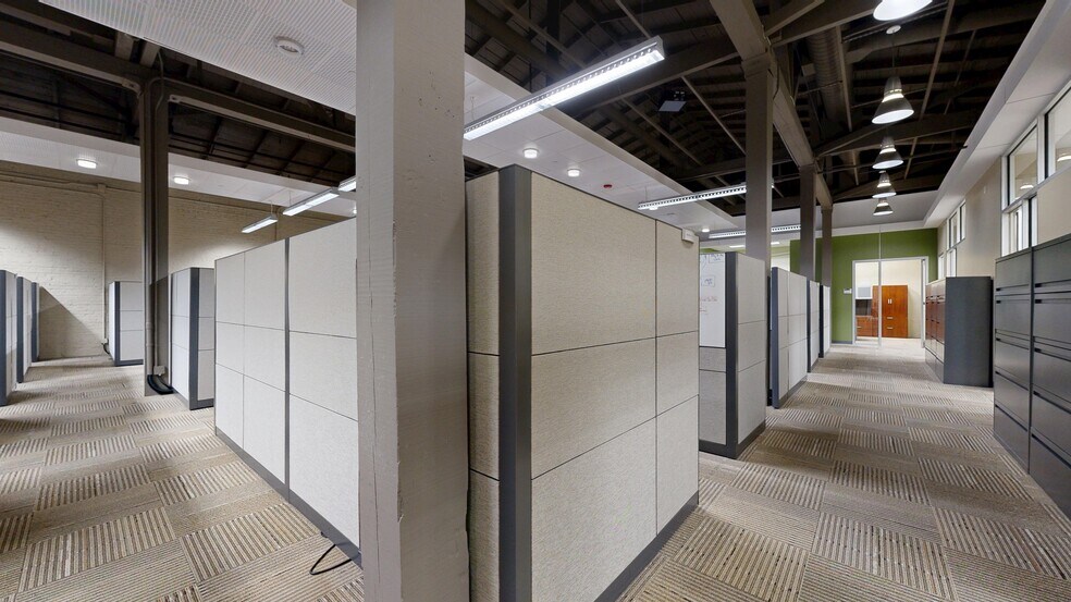 More Photos Of 33 W 11th St, Columbus Loft Creative Space For Lease