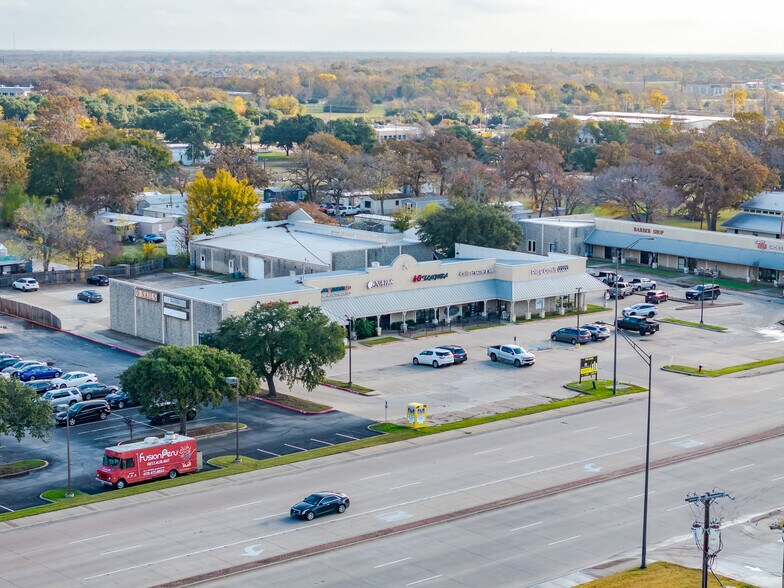 More Photos Of 2551-2553 S Texas Ave, College Station Unknown For Lease