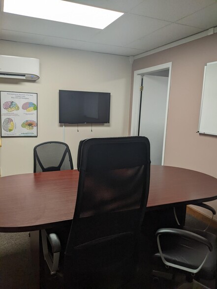 More Photos Of 5600 Kentshire Dr, Dayton Loft Creative Space For Sale