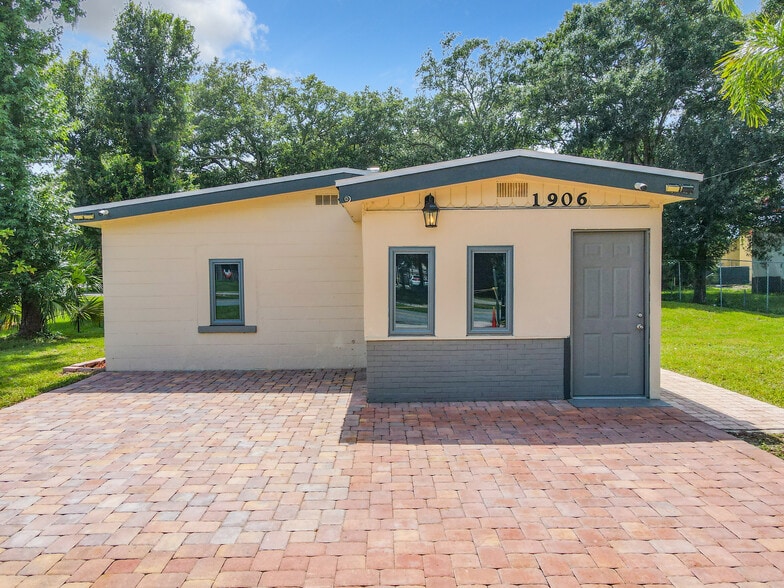 Primary Photo Of 1906 Murdock Blvd, Orlando Office For Lease