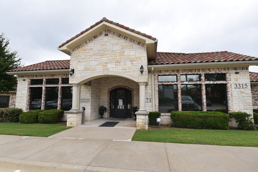 More Photos Of 3315 Unicorn Lake Blvd, Denton Medical For Lease