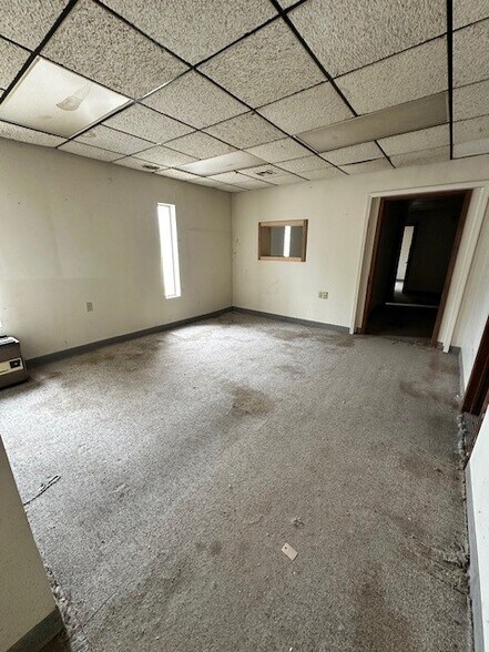 More Photos Of 2800 S 24th St W, Muskogee Manufacturing For Sale