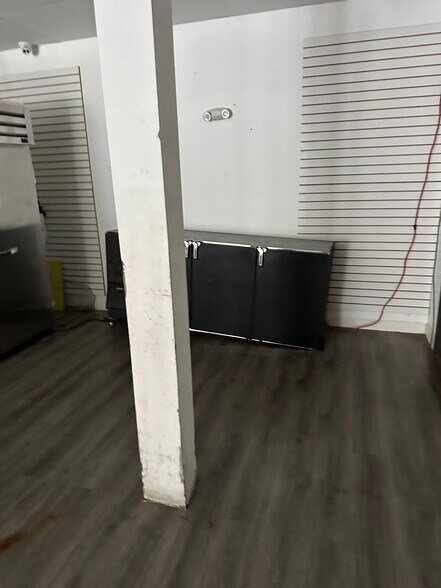 More Photos Of 55 Douglas Pike, Smithfield Bar For Sale