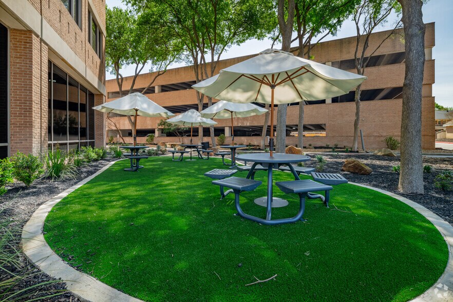 More Photos Of 1020 NE Loop 410, San Antonio Office For Lease