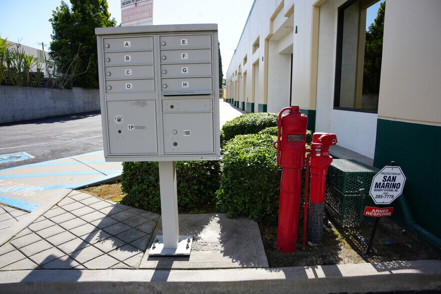 More Photos Of 11940 Goldring Rd, Arcadia Warehouse For Sale