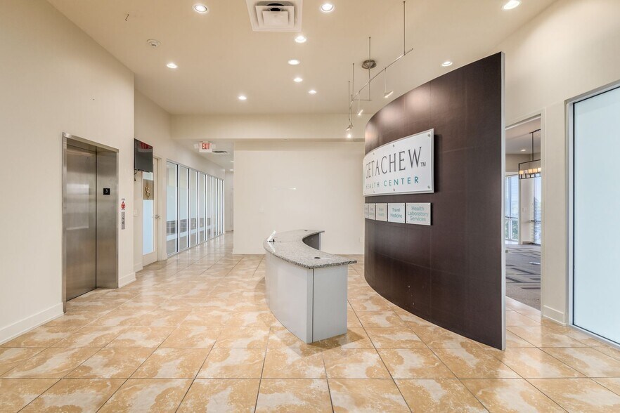 More Photos Of 9039 Antares Ave, Columbus Medical For Lease