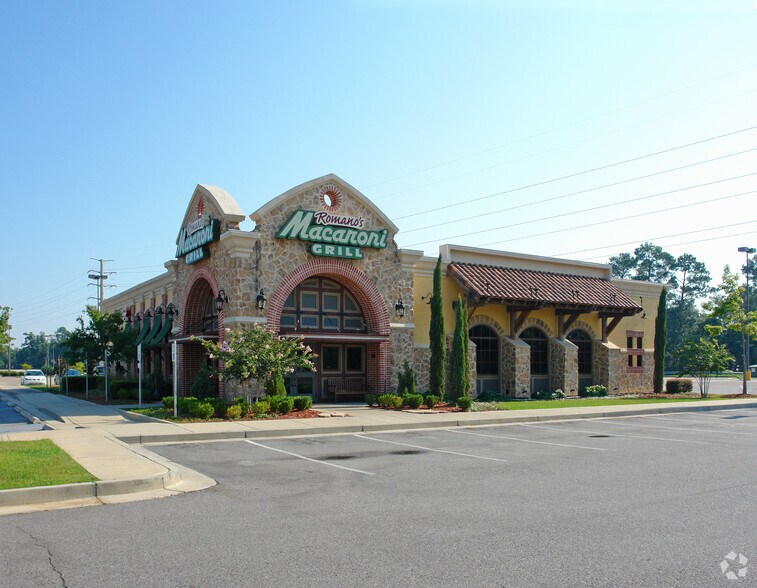 More Photos Of 3250 Airport Blvd, Mobile Unknown For Lease