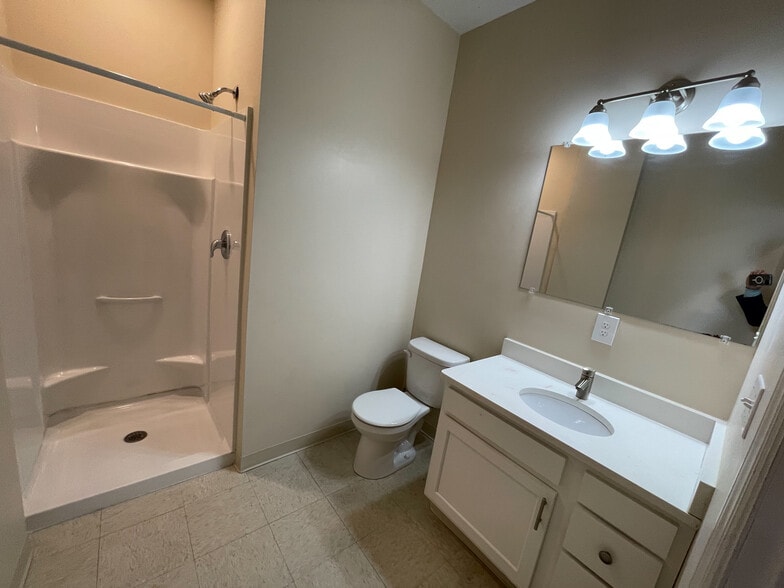 More Photos Of 2145 Centre Ave, Pittsburgh Apartments For Sale